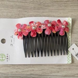 Flower comb